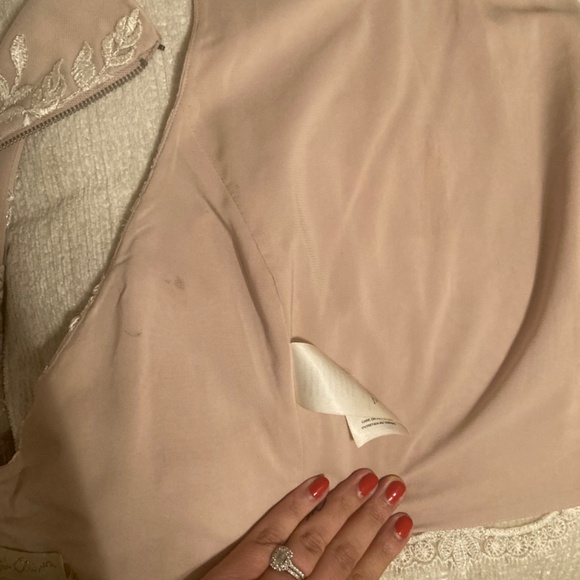 Alice & Olivia Lace Top - Picture 4 of 8